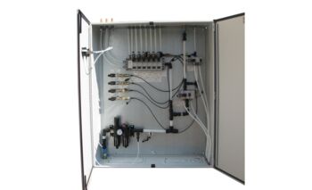 Control cabinet open
